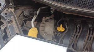 #рено #renault Замена салонного фильтра в Рено Гранд Сценик 2.