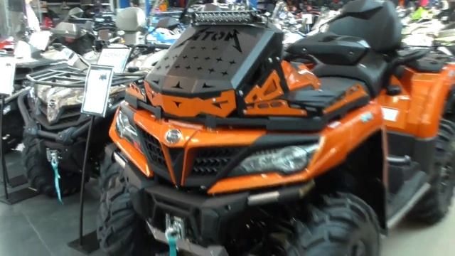 Вынос радиатора Х8.  Модель CFMOTO X8 H O. В салоне Алекс Мото смотреть онлайн