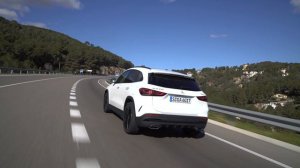 2021 Mercedes-Benz GLA 250 4MATIC | 2021 GLA 250 4Matic Exterior Interior MBUX Driving Scenes