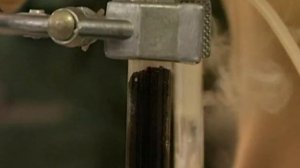 Видеоопыты. Неорганика 168. Получение хлора и растворение его в воде