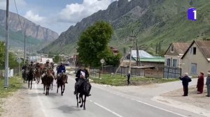 Сегодня Верхней Балкарии прошел конный переход  на лошадях .