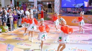 Folk dance FASHIONABLE MATROSHKA. Choreographic ensemble IMPROMPTU /НАРОДНЫЙ танец МОДНАЯ МАТРËШКА.