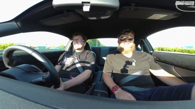 СУБАЁТА! TOYOTA GR86 ИЛИ SUBARU BRZ?! смотреть онлайн