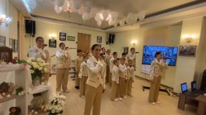 в память погибшим в Беслане « Так не бывает»  детский вокальный ансамбль «Фонарики»