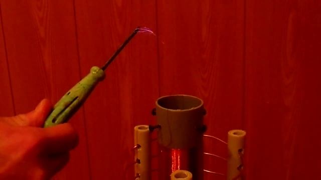 мой первый трансформатор Теслы смотреть онлайн