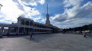 Речной вокзал в Москве // Аэропорт Шереметьево