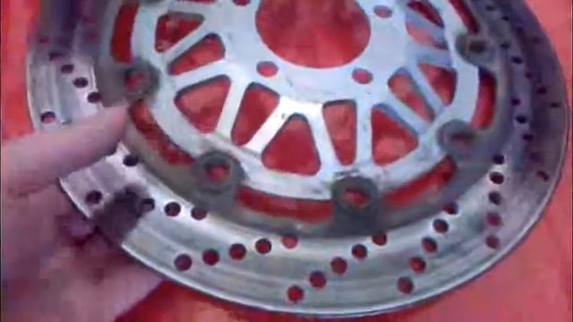 Disc frana fata Suzuki GSF 400 Bandit смотреть онлайн