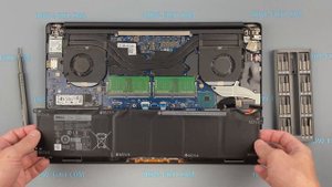 Dell XPS 15 9570 Battery Replacement