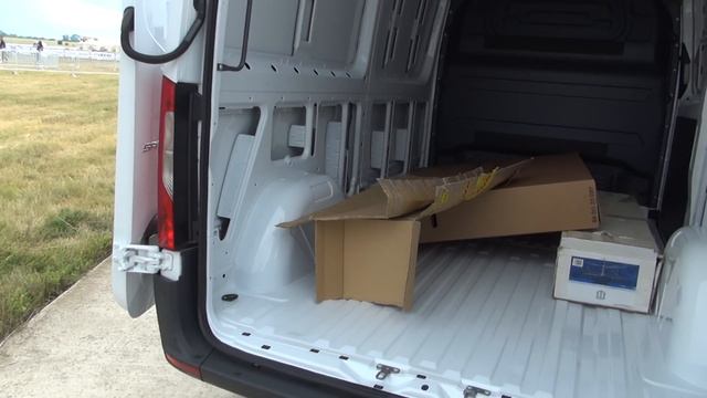 Mercedes-Benz Sprinter 314 CDI KA Model 907 FWD Panel Van (2018) Exterior and Interior смотреть онлайн