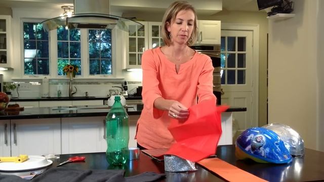 How to Make an Astronaut Costume - Easy DIY Halloween | Care.com смотреть онлайн