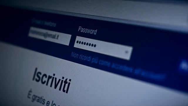 Парень нашёл половину купюры, на которой была странная надпись и дата. Через 10 лет тайна раскрылас смотреть онлайн