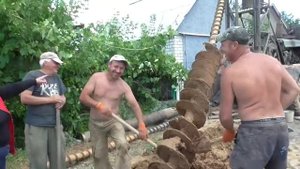 Бурение нового колодца.
