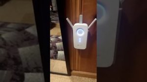 TP-Link AC1900 WiFi Extender (RE550), Covers Up to 2800 Sq.ft and 35 Devices, 1900Mbps Dual Band Wi