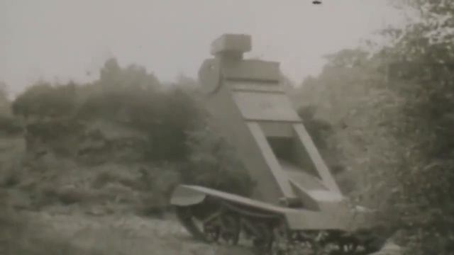 Английская Танкетка Богомол! Почему Не Пошла В Серию? смотреть онлайн