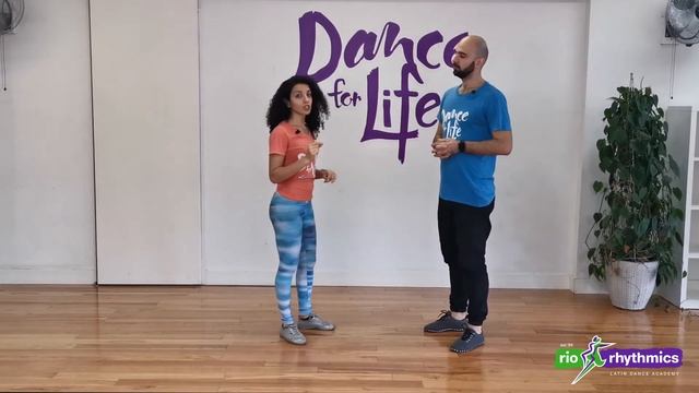Samba de Gafieira Introduction to Sacada with Juliana and Rafael - Rio Rhythmics смотреть онлайн