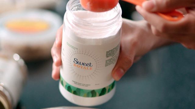 TVC SWEETROYALE смотреть онлайн