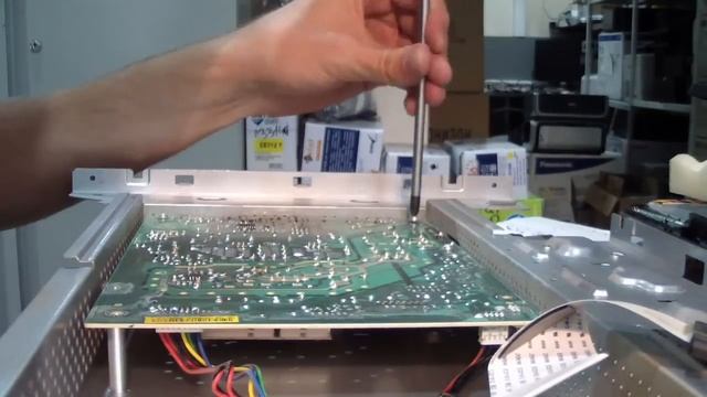 Монитор Acer V223HQ. Гаснет изображение. Часть 1. Диагностика ламп подсветки смотреть онлайн