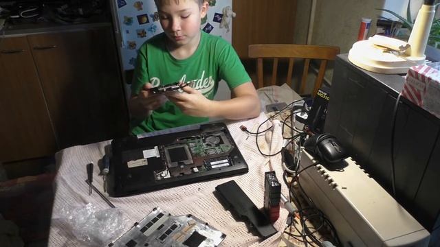 #ремонтноутбука #laptop #lenovo  Ремонт Системы Охлаждения как заменить кулер в ноутбуке Lenovo
