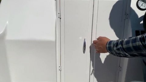 Частный обзор каютного катера «Неман 500»