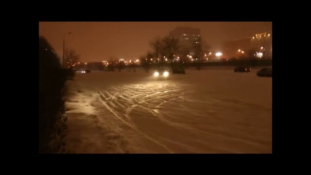 Развлекаемся на Ниссане смотреть онлайн