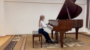 Ткач Е. О. 2 тур, А. Исакова "Смешной фаготик", Ф. Шопен "Вальс", П. И. Чайковский "Камаринская"