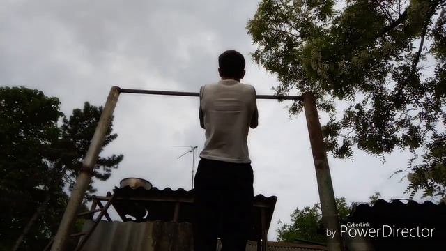 20 ПОДТЯГИВАНИЙ узким хватом!!! смотреть онлайн