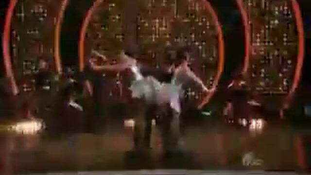 Derek and bindi and mark and alexa trio смотреть онлайн