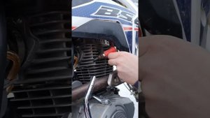 Что делать, если при запуске двигателя залило свечи?