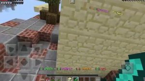 Играю в Bed Wars в minecraft pe 0.15.6  мой первый Bed Wars