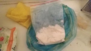 Родители раскладывали наркотики с четырёхмесячным ребёнком на руках