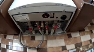 Установка котла  Vaillant  atmoTEC plus VUW 240/5-5  24 кВт, дым.#ТеплотехникаКрыма