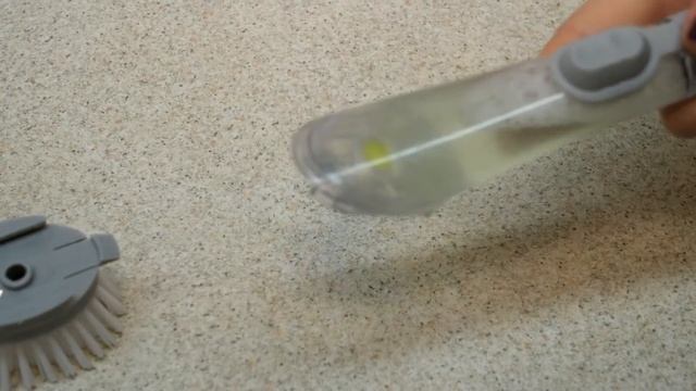 HappySmile - универсальная щетка с дозатором для мытья посуды и поверхностей смотреть онлайн