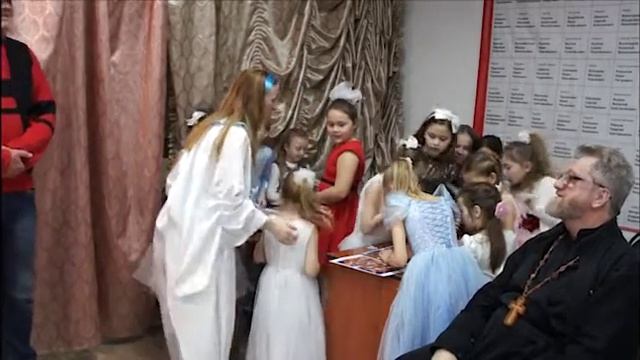 "Сердечко наше детское живой для Духа дом..." Утренник воскресной шк. храма св. Александра Невског смотреть онлайн