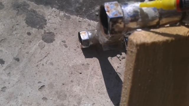 Потёк кран смеситель Как быстро заделать течь СОДА плюс СУПЕР КЛЕЙ тест смотреть онлайн