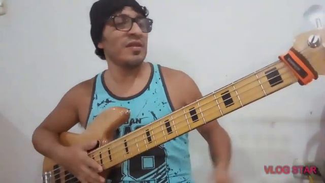 Uptown Funk (bass cover) Lío Cruz смотреть онлайн
