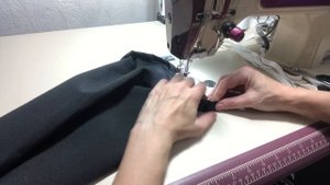 Шью рабочие нарукавники, на новой швейной машине "Aurora".
