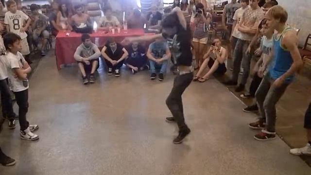 Хулиган+ vs Dr.Zlo смотреть онлайн