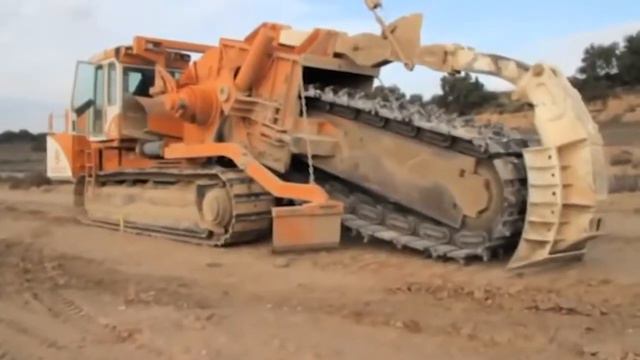 Удивительная Современная Самая Большая Строительная Машина Самый Гигантский Экскаватор И Грузовик смотреть онлайн