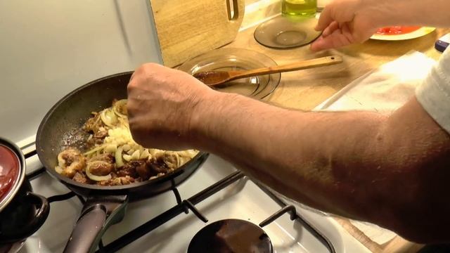 Шурпа - соус..Просто, очень вкусно!