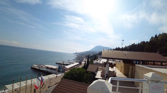 В аквапарке с сестрой Набережная и пляжи в Профессорском уголке  Крым Alushta Crimea