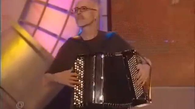 Любэ - Не смотри на часы (Концерт ко дню нефтяников) смотреть онлайн