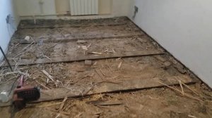 Ремонт в хрущевке своими руками. День 5. Демонтаж старых полов