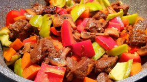 Мясо с Баклажанами, Шампиньонами и Овощами на Сковороде! Это очень Вкусно! Всегда просят добавку!