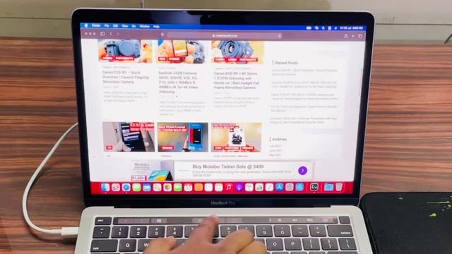 Apple MacBook Pro M1 In 2021 - Unboxing & Hands-on | Should You Buy This Over The MacBook Air M1?