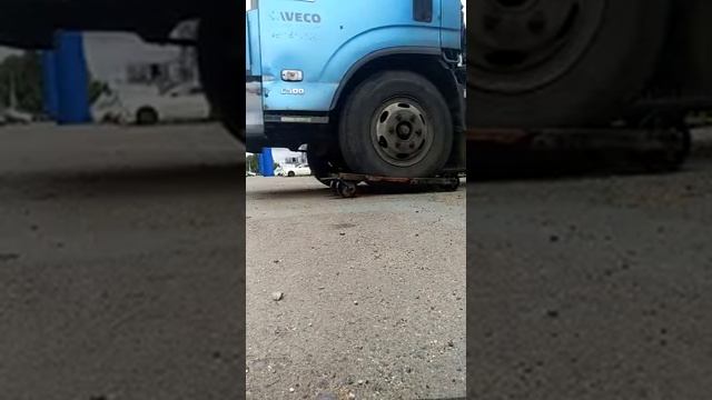 Тележка без домкрата подкатная теперь на стальных колесах. смотреть онлайн