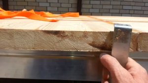 Склеивания площадки для лестницы из щитов
