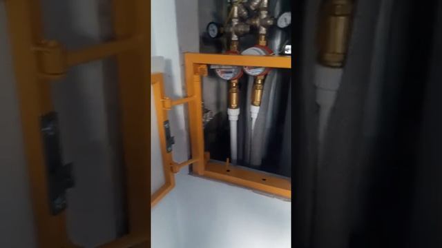 Люк настенный под плитку