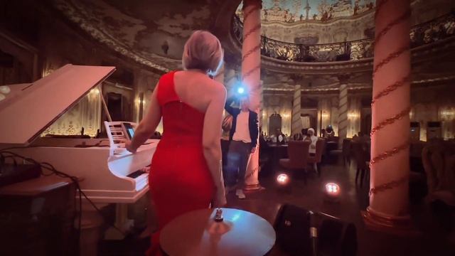 Мила Ракета в Турандот (La Vie En Rose) смотреть онлайн