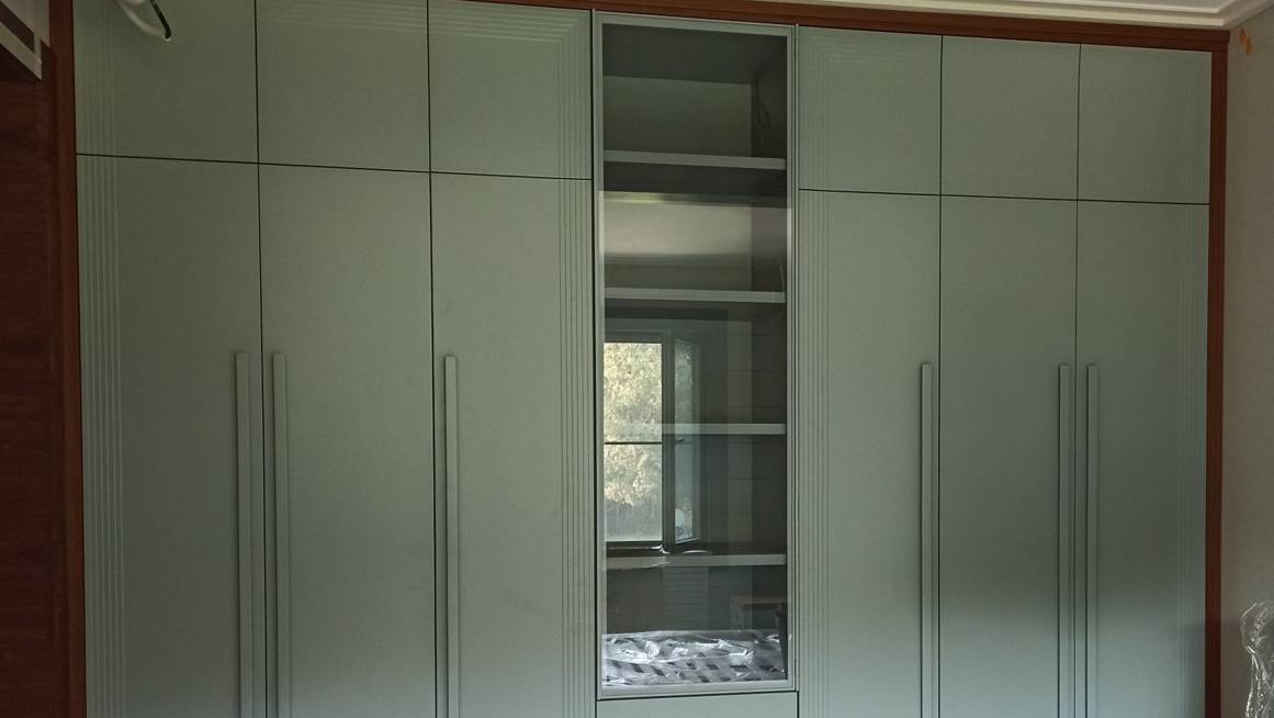 Красивый шкаф