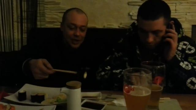 Как надо есть суши смотреть онлайн